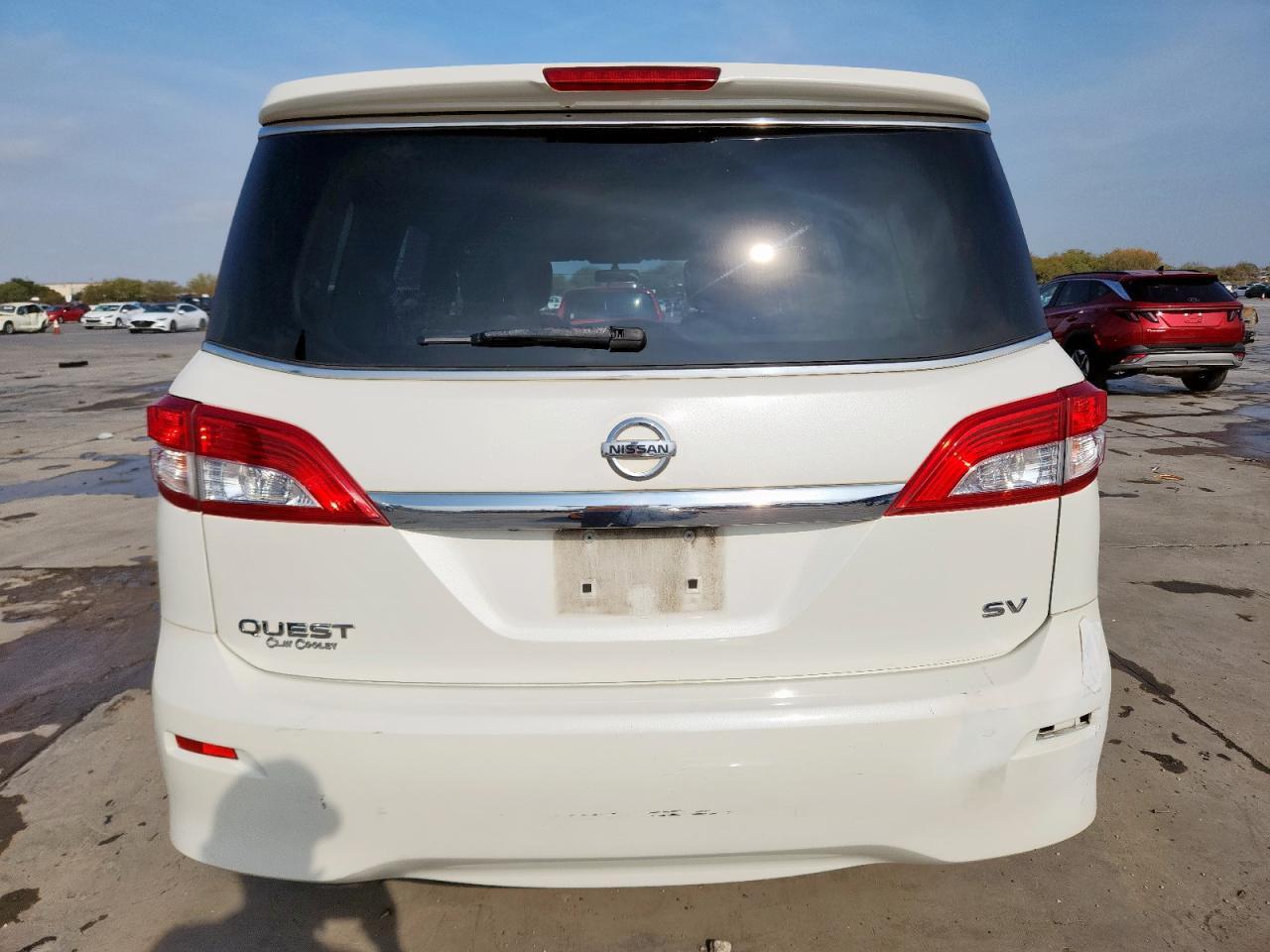 2015 NISSAN Quest