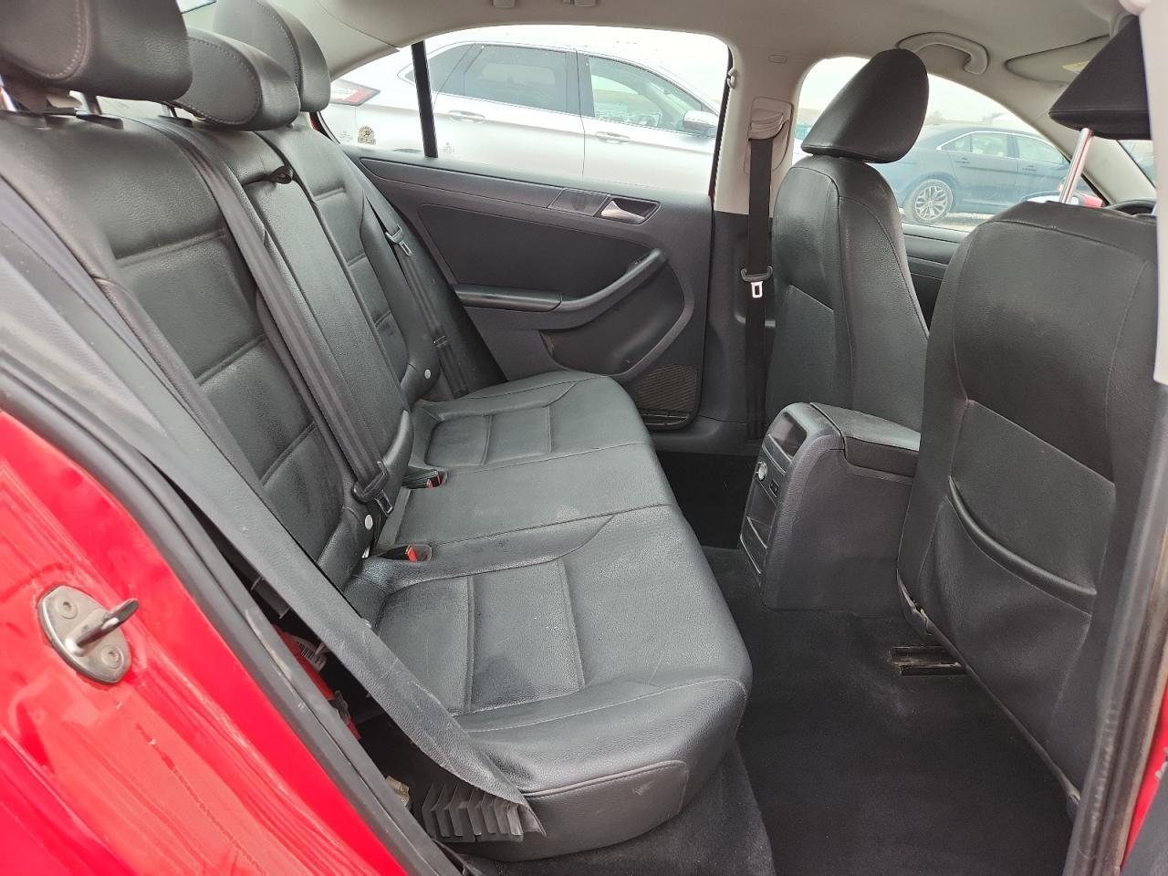2012 VOLKSWAGEN JETTA