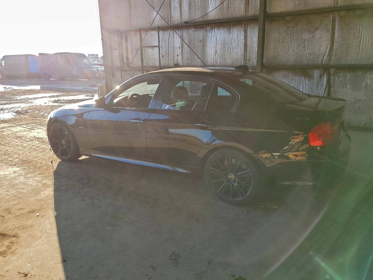 2011 BMW 3 SERIES