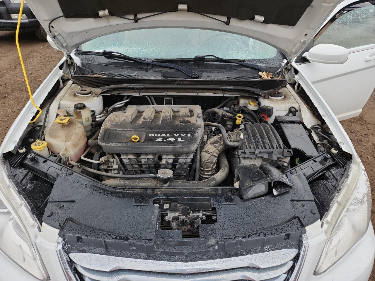 2012 CHRYSLER 200