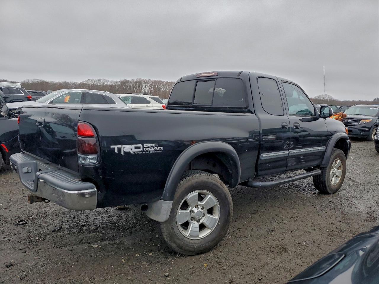 2003 TOYOTA TUNDRA