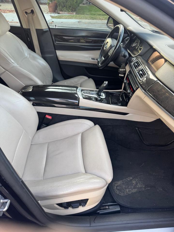2012 BMW 7 series