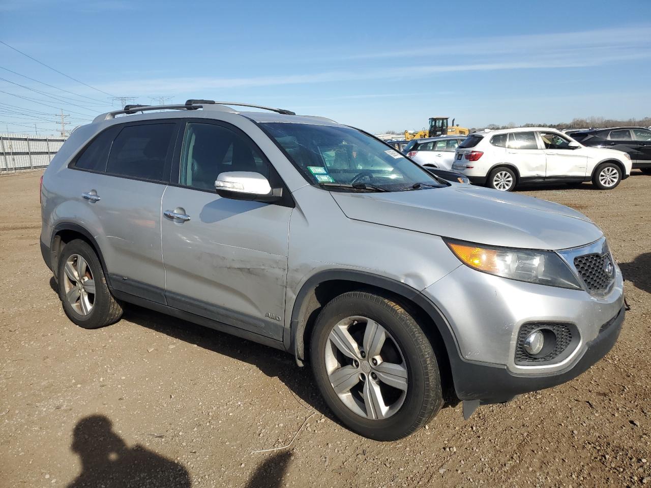 2013 KIA SORENTO