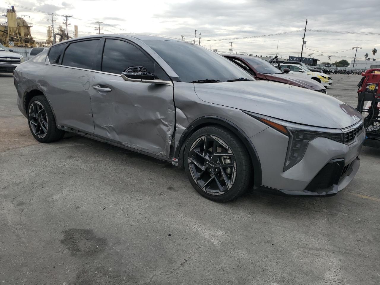 2025 KIA K4