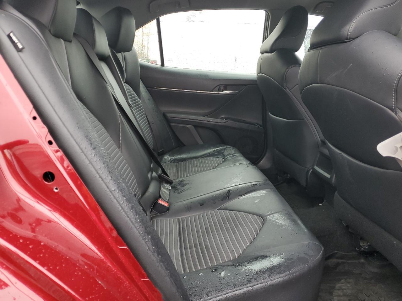 2018 TOYOTA CAMRY