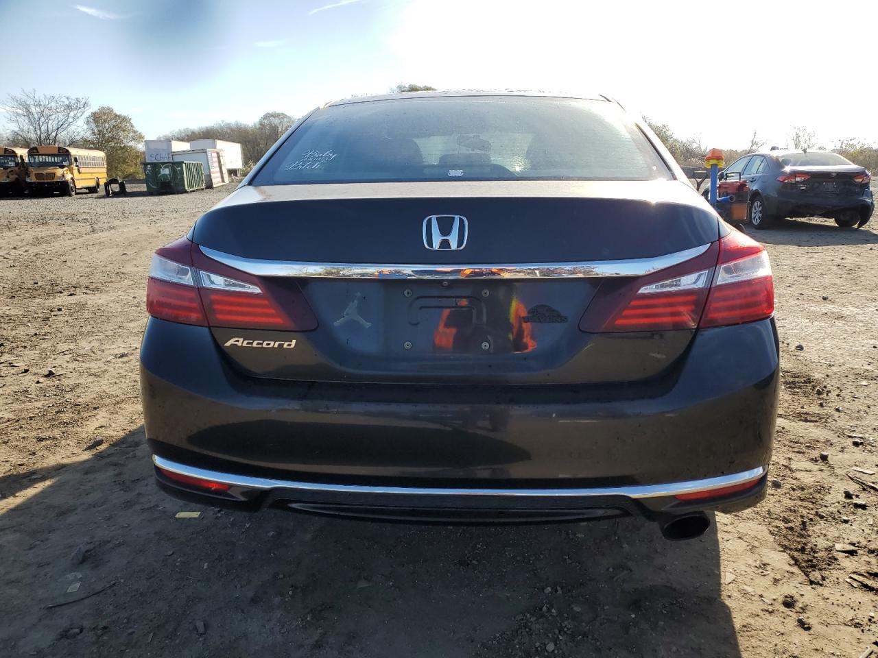 2017 HONDA ACCORD