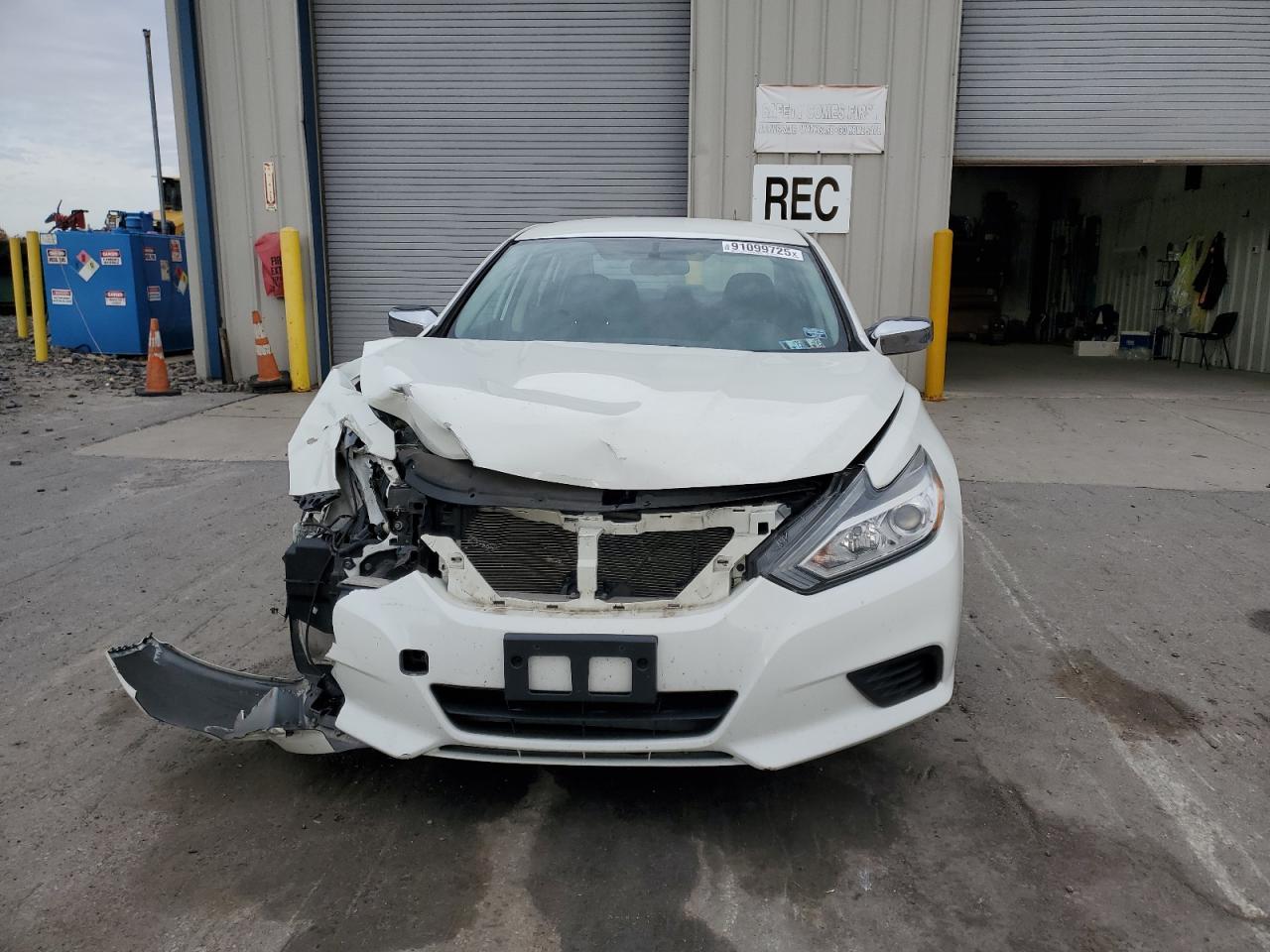 2017 NISSAN ALTIMA