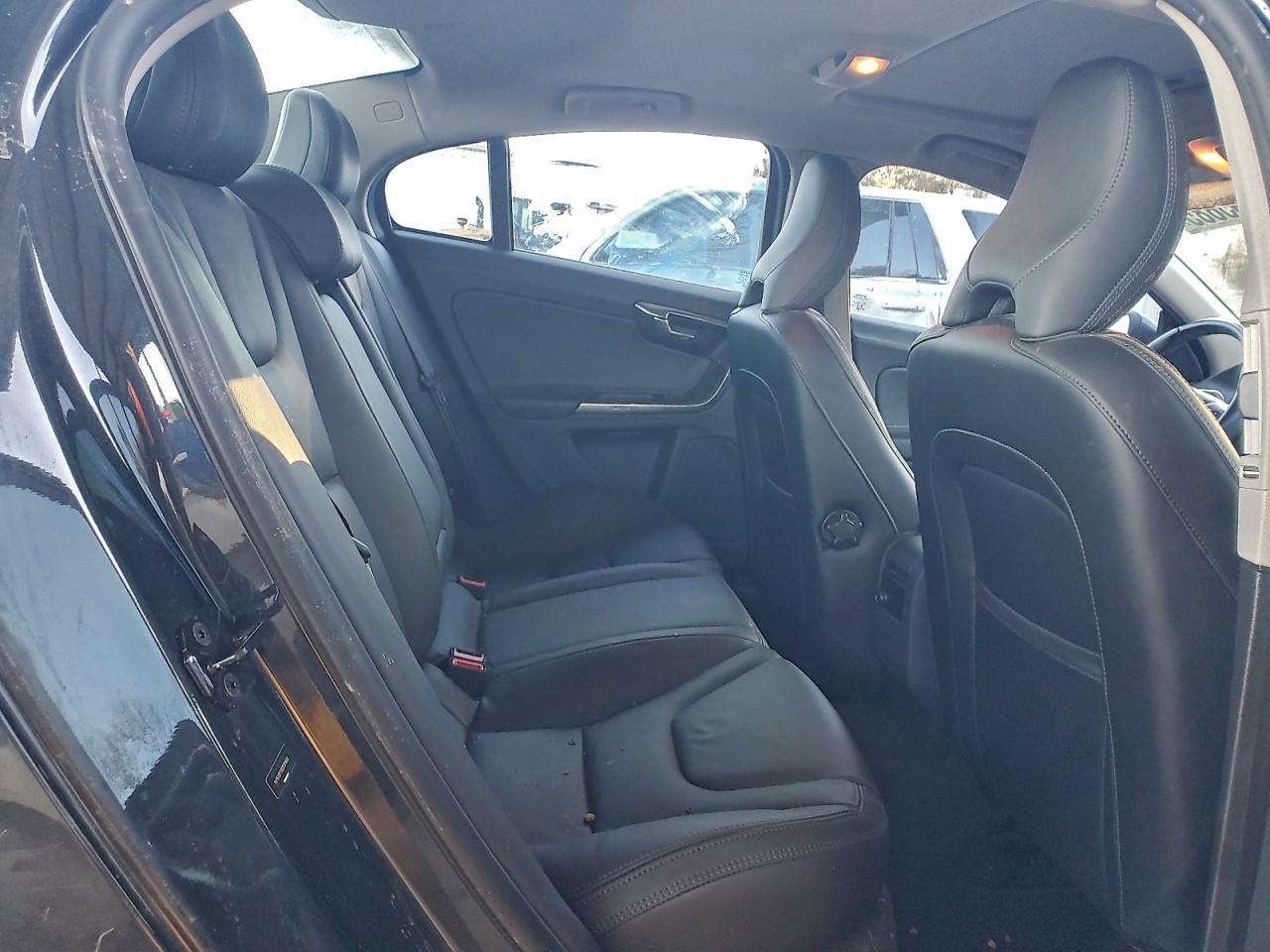 2013 VOLVO S60