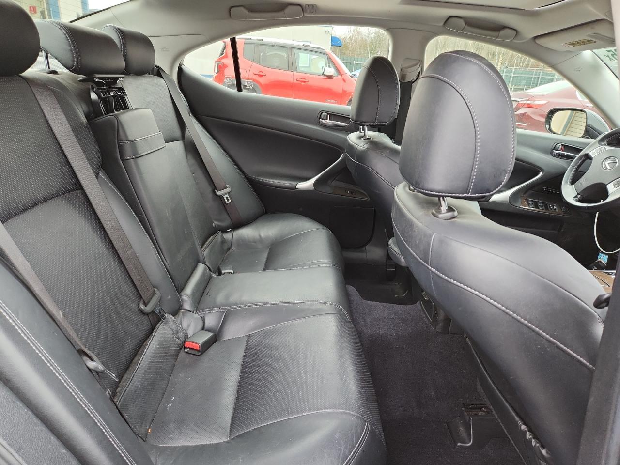 2013 LEXUS IS 250