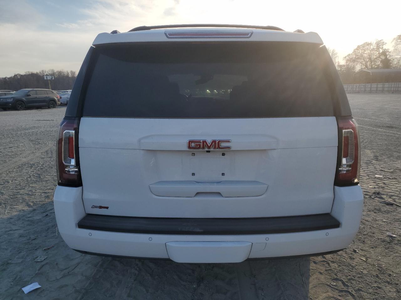 2016 GMC Yukon