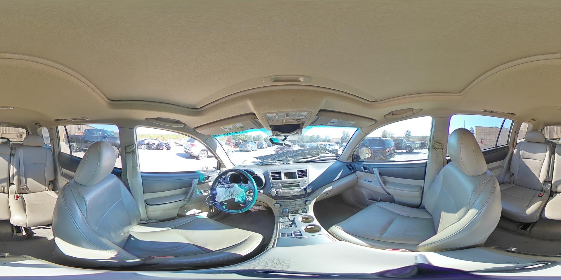 2010 TOYOTA HIGHLANDER