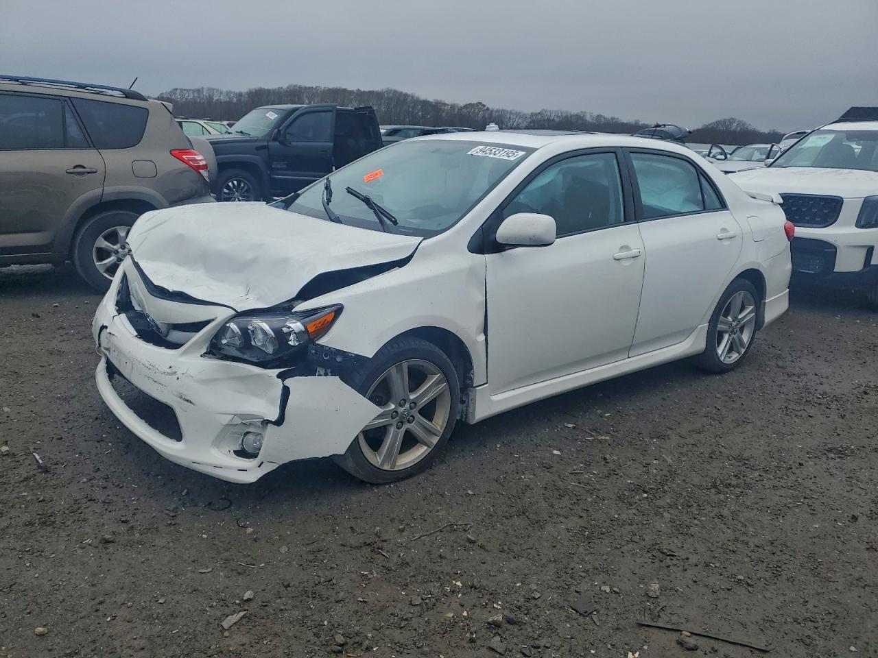 2013 TOYOTA COROLLA