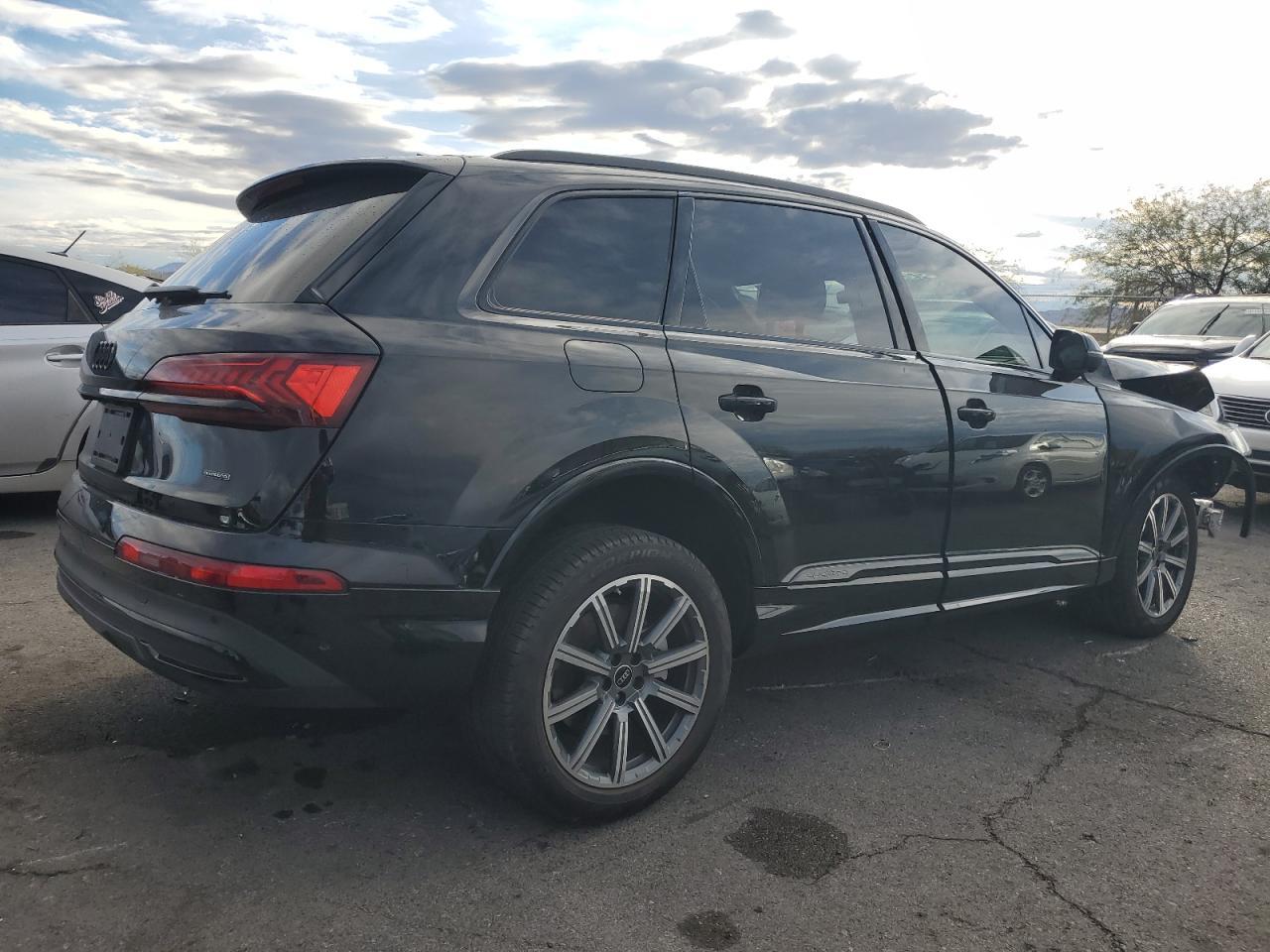2023 AUDI Q7