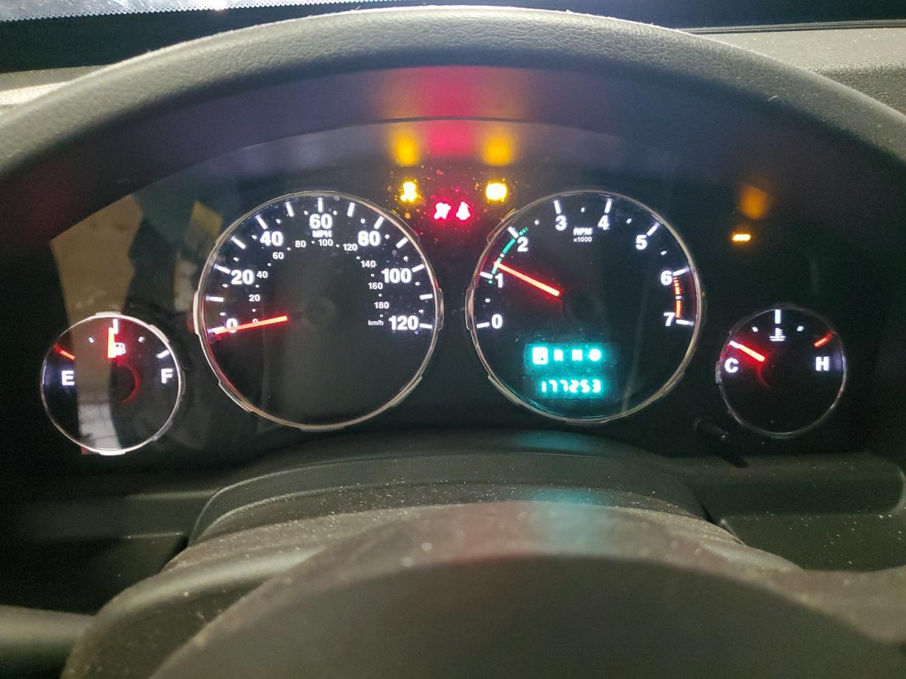 2011 JEEP Liberty
