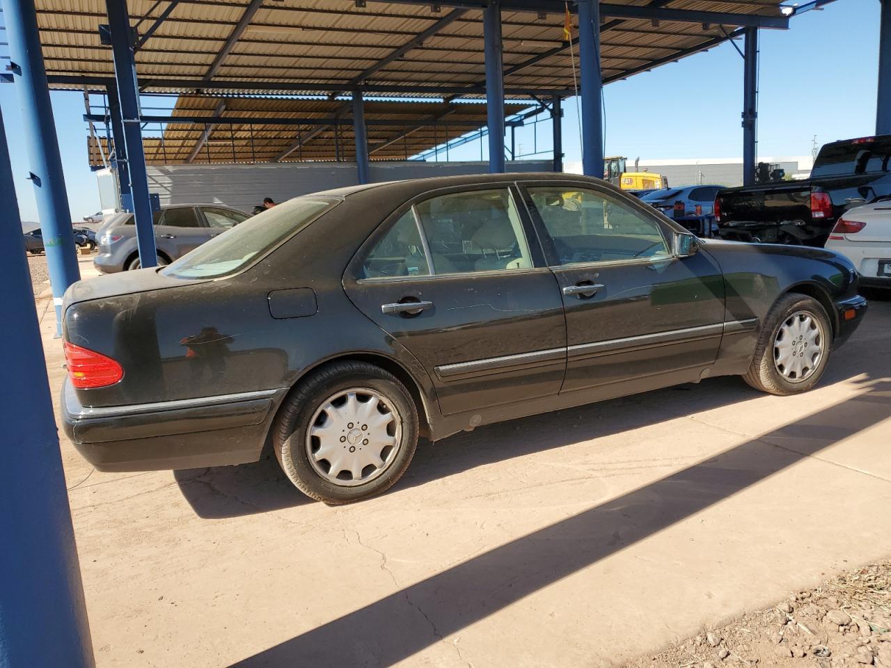 1998 MERCEDES-BENZ E-Class