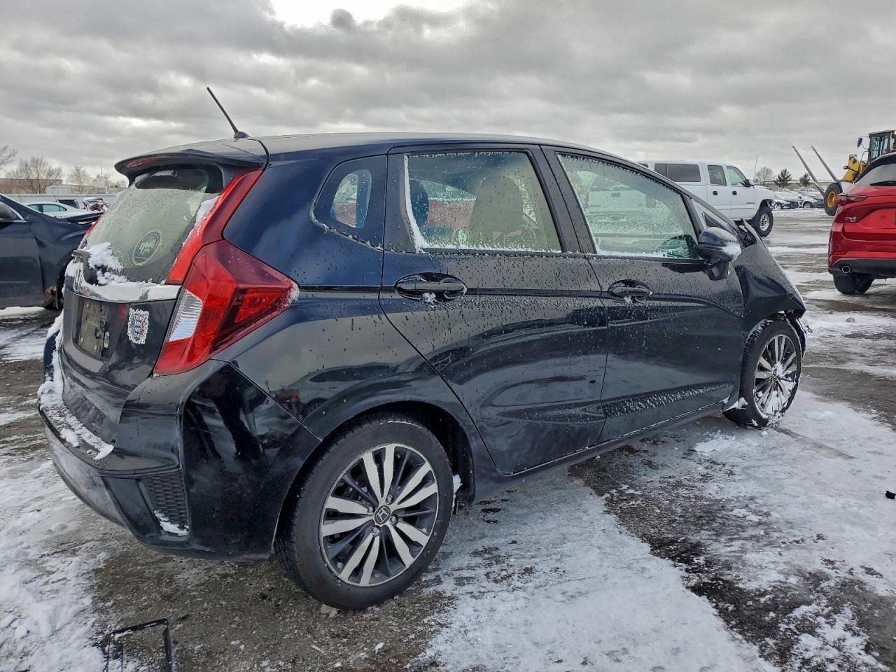 2016 HONDA FIT