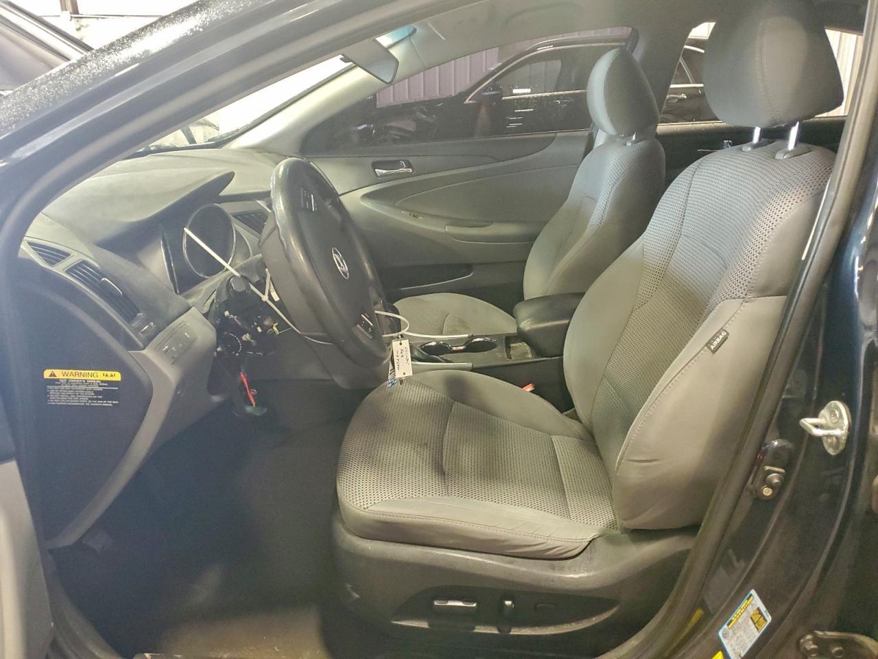 2011 HYUNDAI SONATA