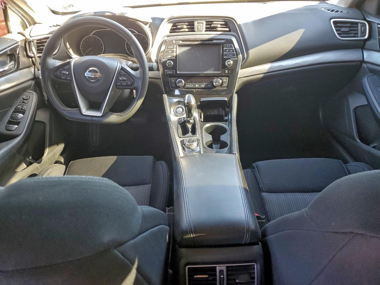 2018 NISSAN Maxima
