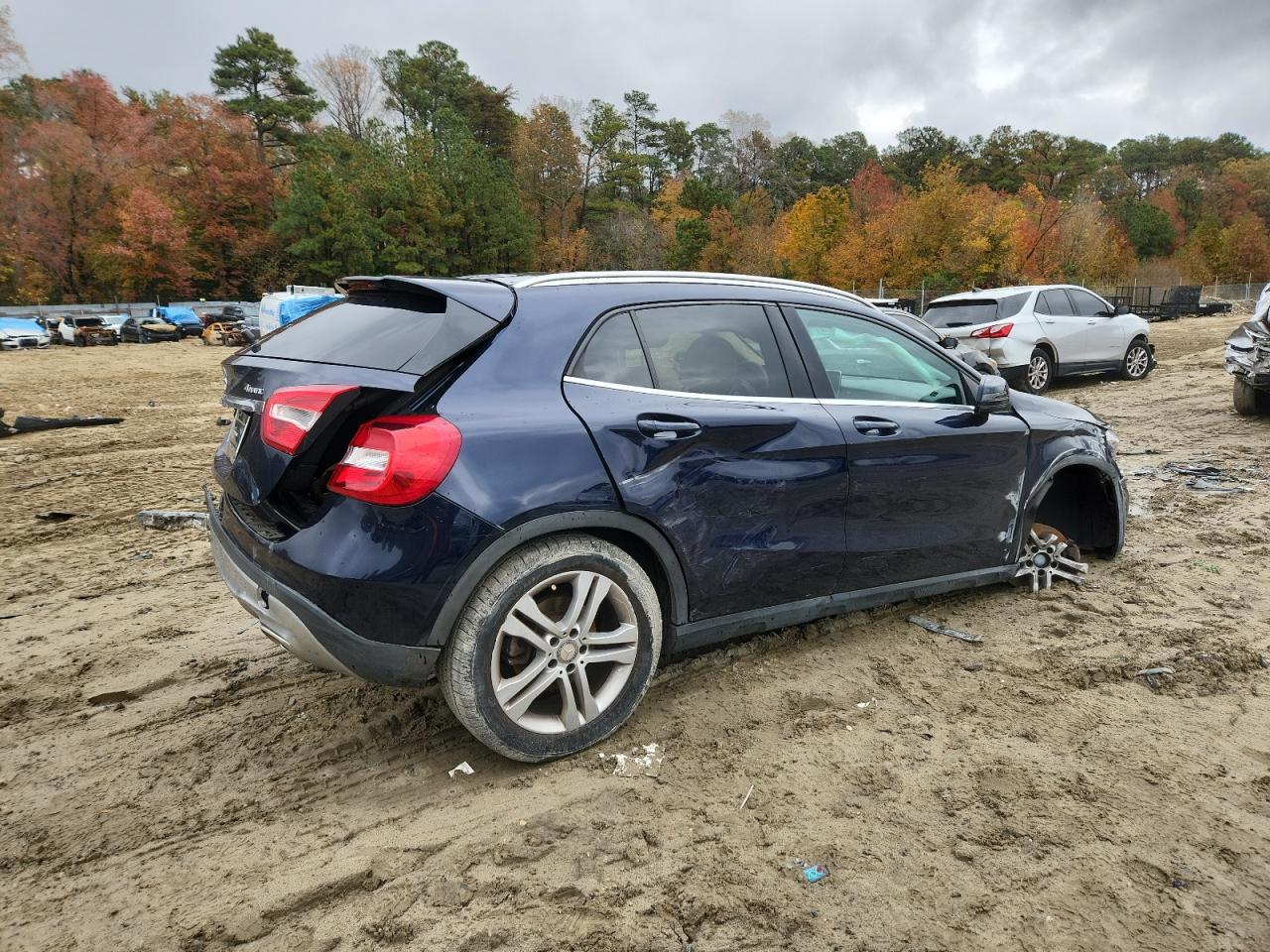 2017 MERCEDES-BENZ GLA-Class