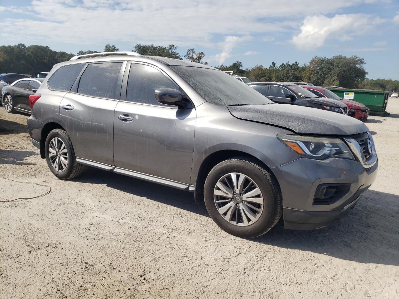 2017 NISSAN PATHFINDER