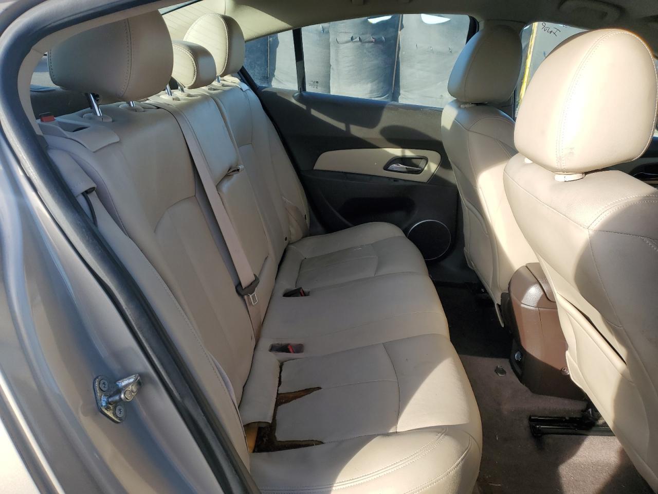 2011 CHEVROLET CRUZE