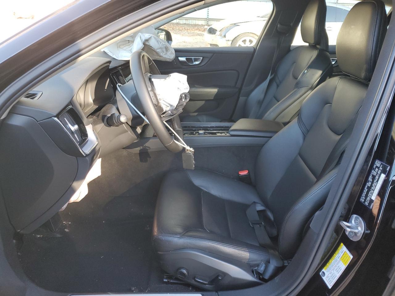 2024 VOLVO S60