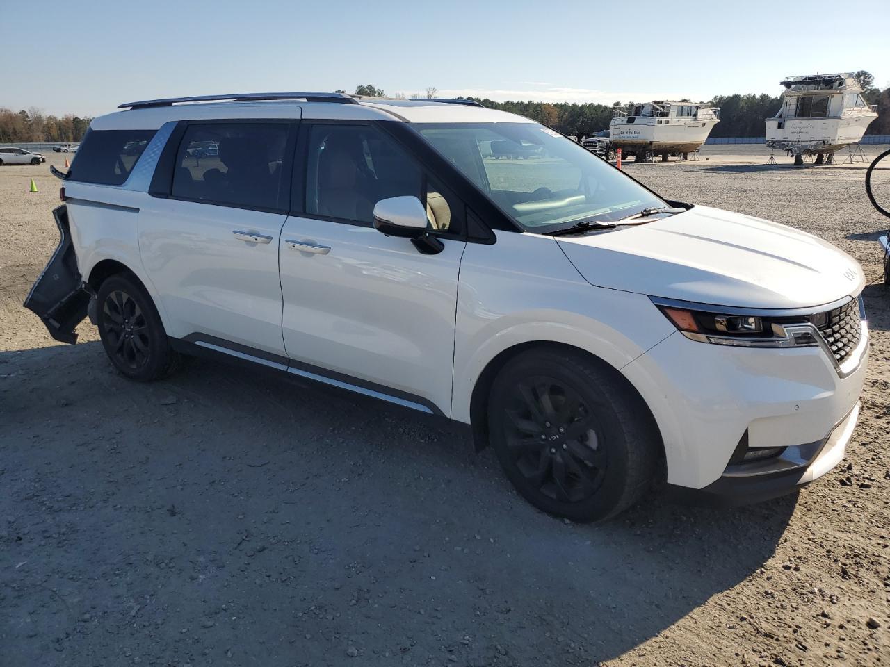 2024 KIA Carnival