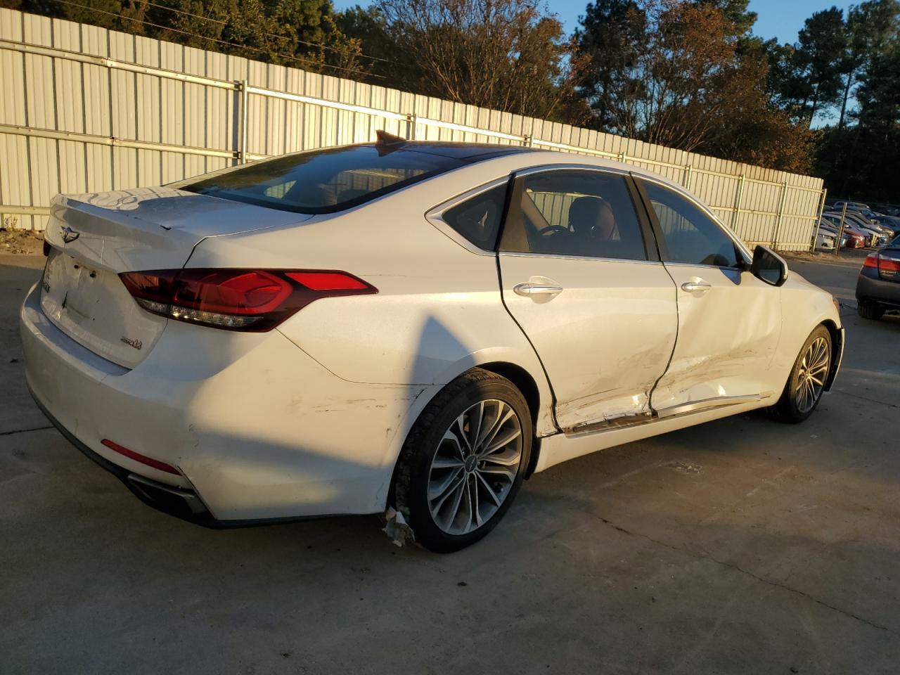 2015 HYUNDAI GENESIS