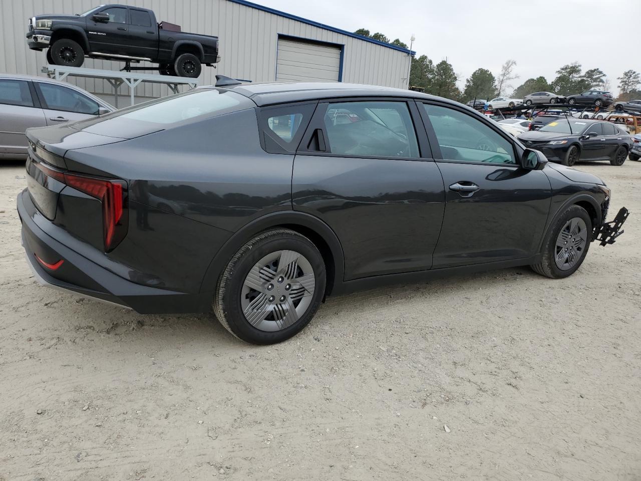 2025 KIA K4