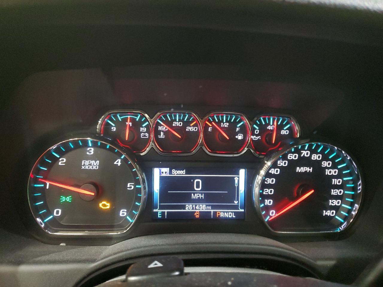 2018 CHEVROLET Suburban