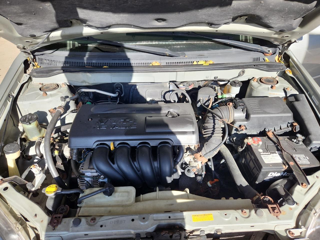 2004 TOYOTA COROLLA