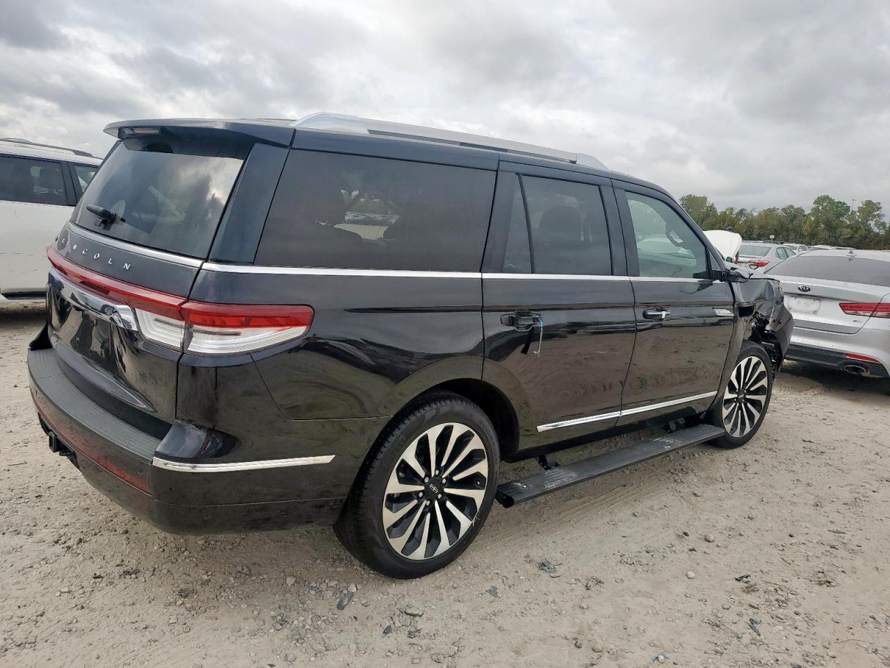 2024 LINCOLN Navigator