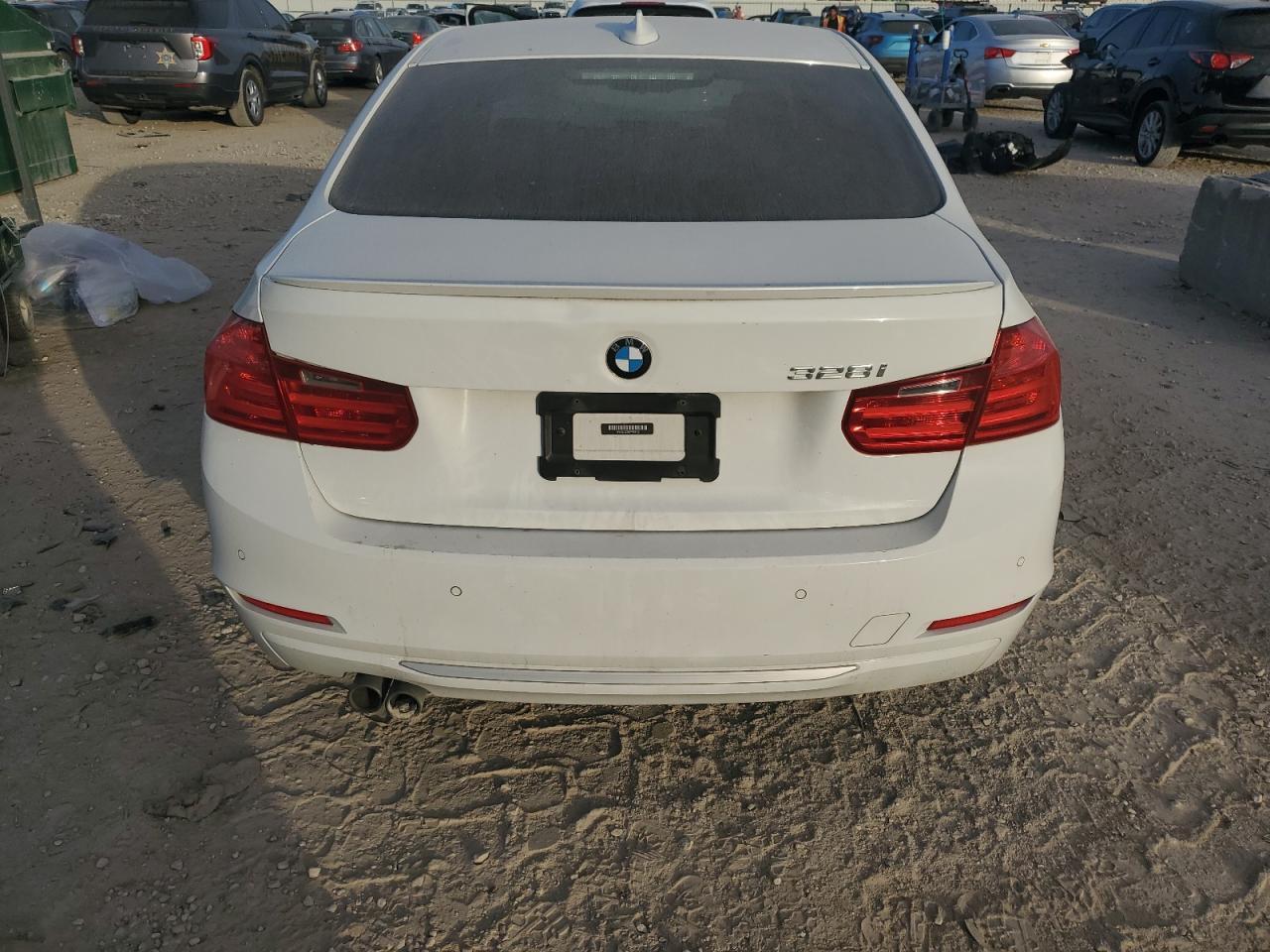 2013 BMW 3 SERIES