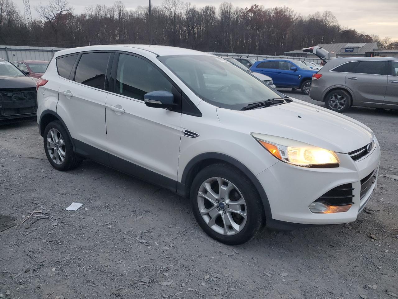 2013 FORD ESCAPE