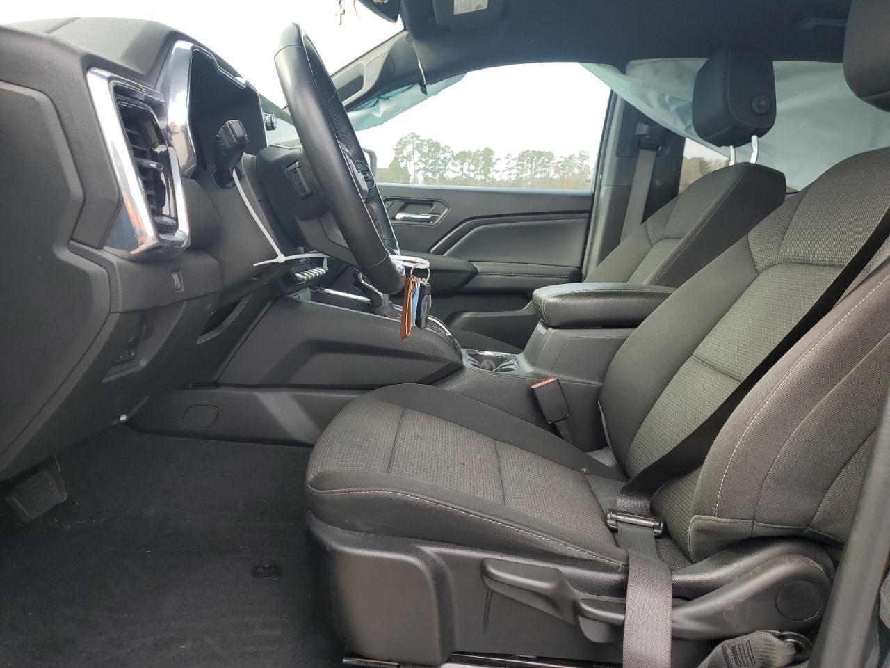 2024 GMC CANYON