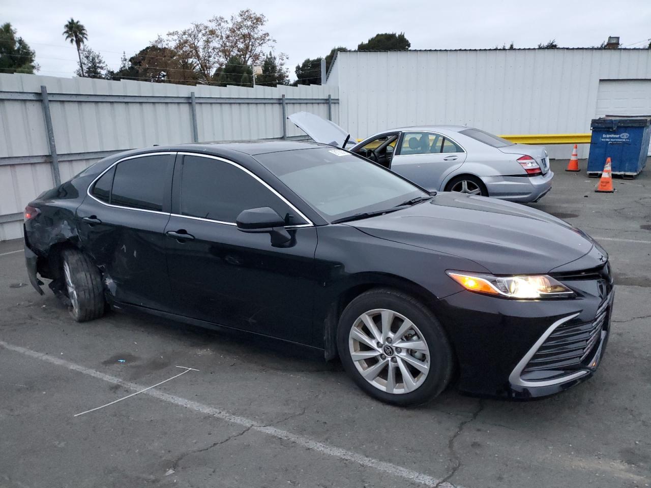 2024 TOYOTA CAMRY