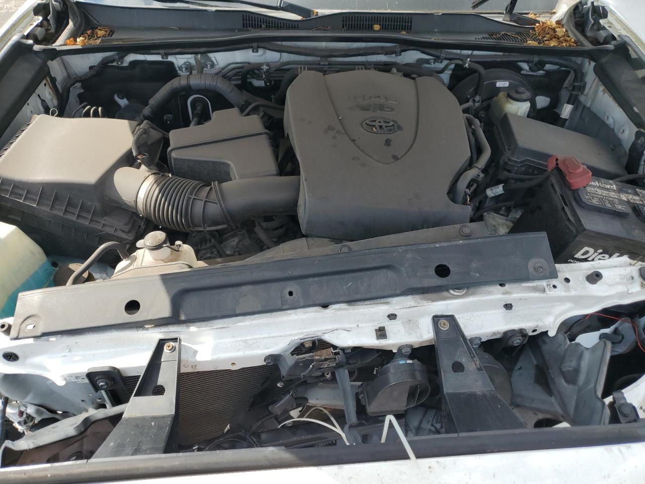 2016 TOYOTA TACOMA
