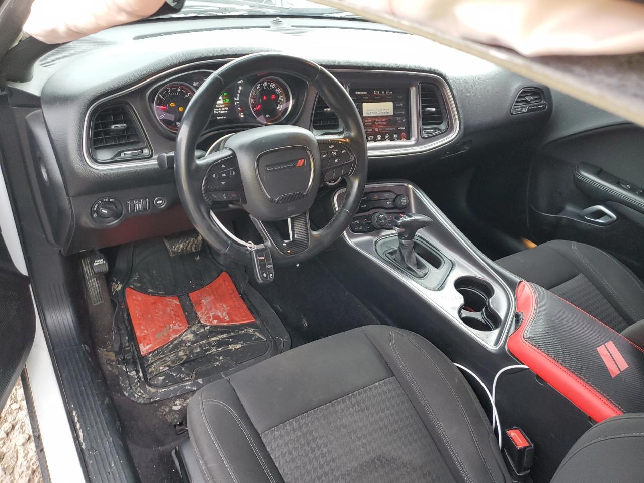 2017 DODGE Challenger