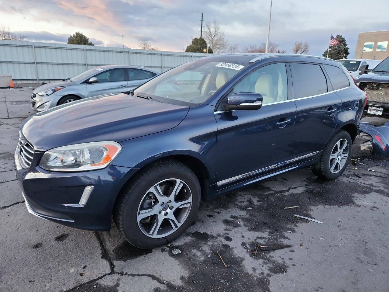 2014 VOLVO XC60