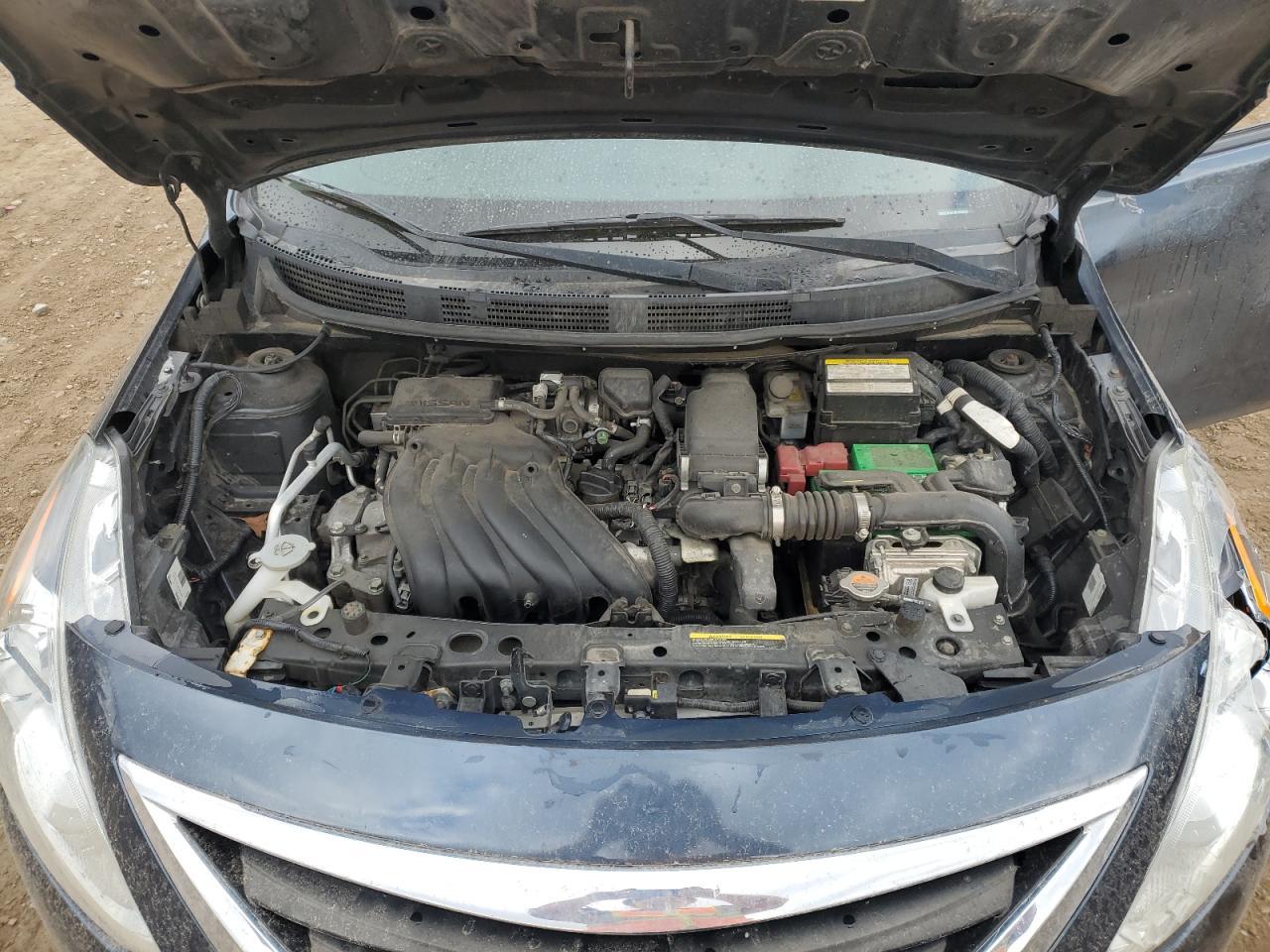 2015 NISSAN VERSA