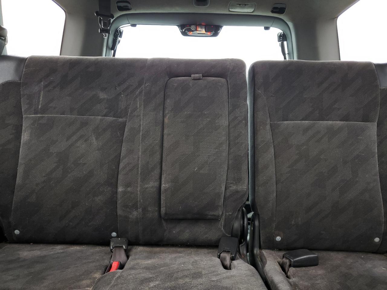 2004 HONDA CR-V