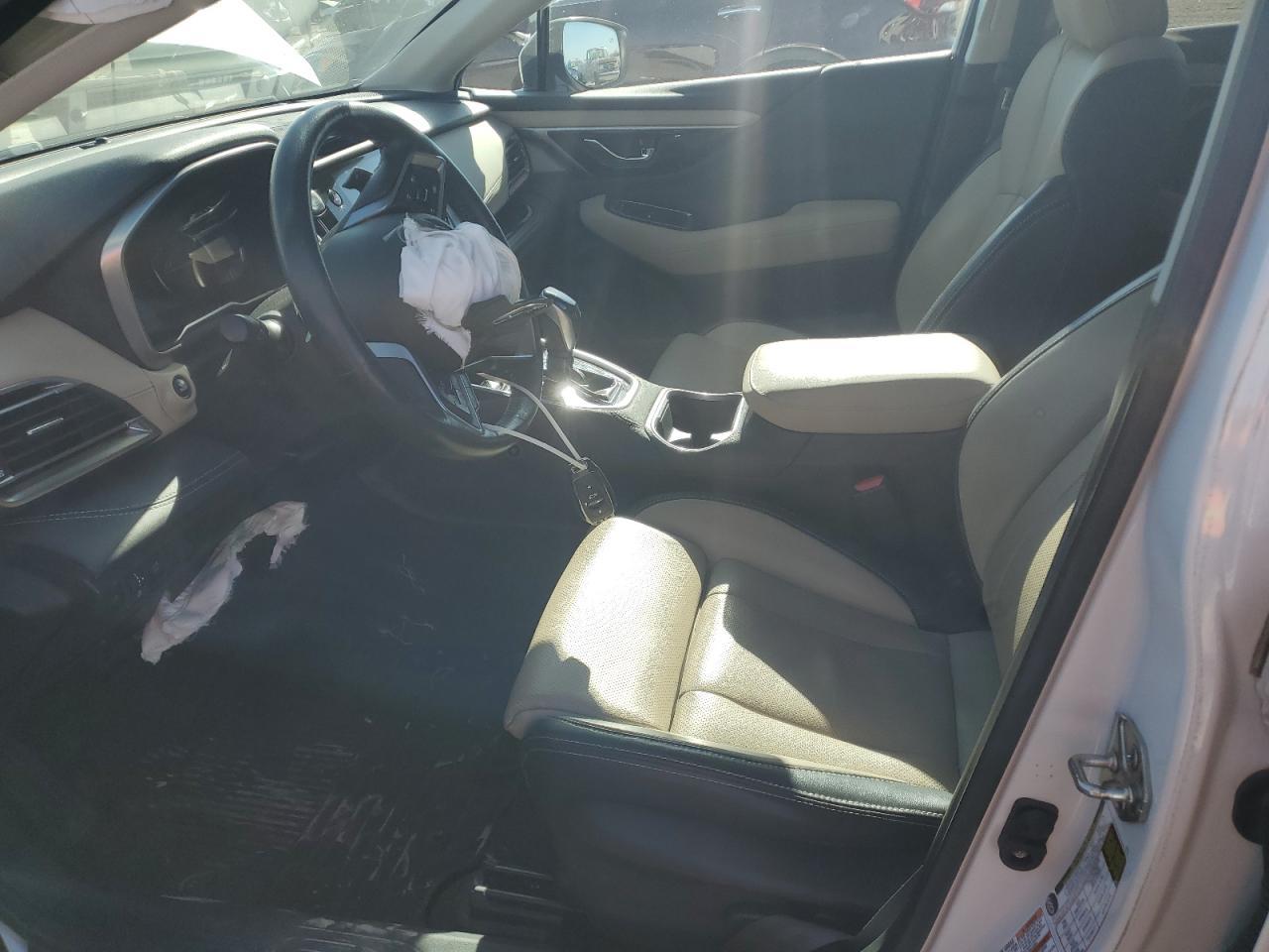2020 SUBARU Outback