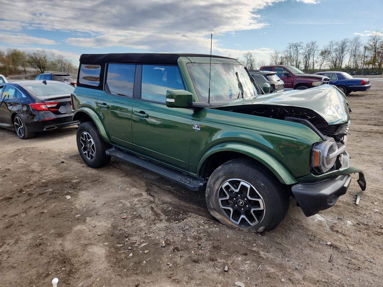 2023 FORD Bronco