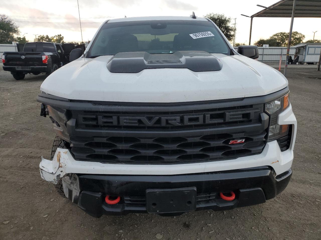 2025 CHEVROLET Silverado