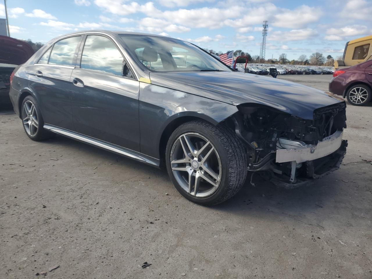 2014 MERCEDES-BENZ E-Class
