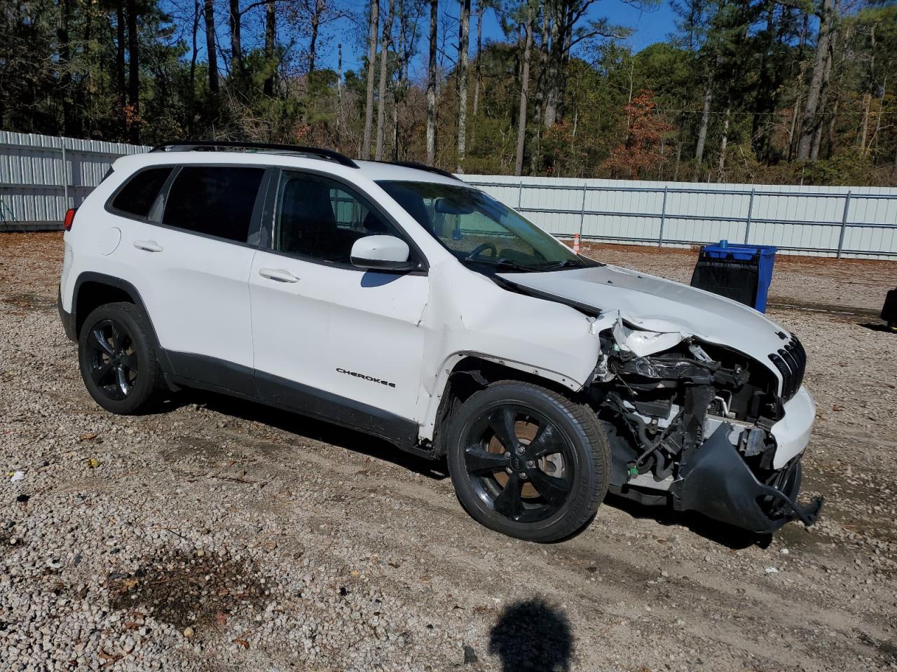 2018 JEEP CHEROKEE