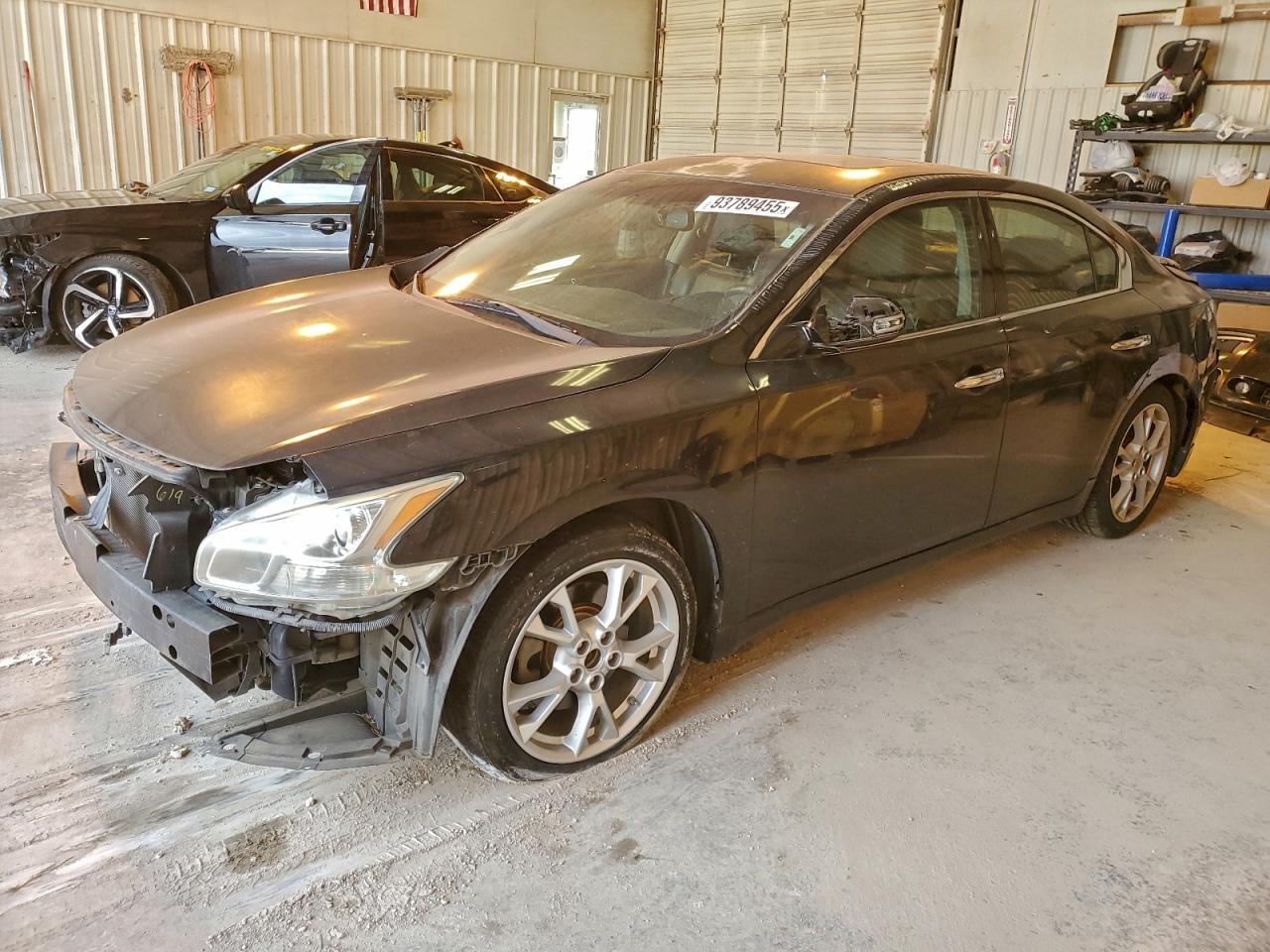 2014 NISSAN Maxima