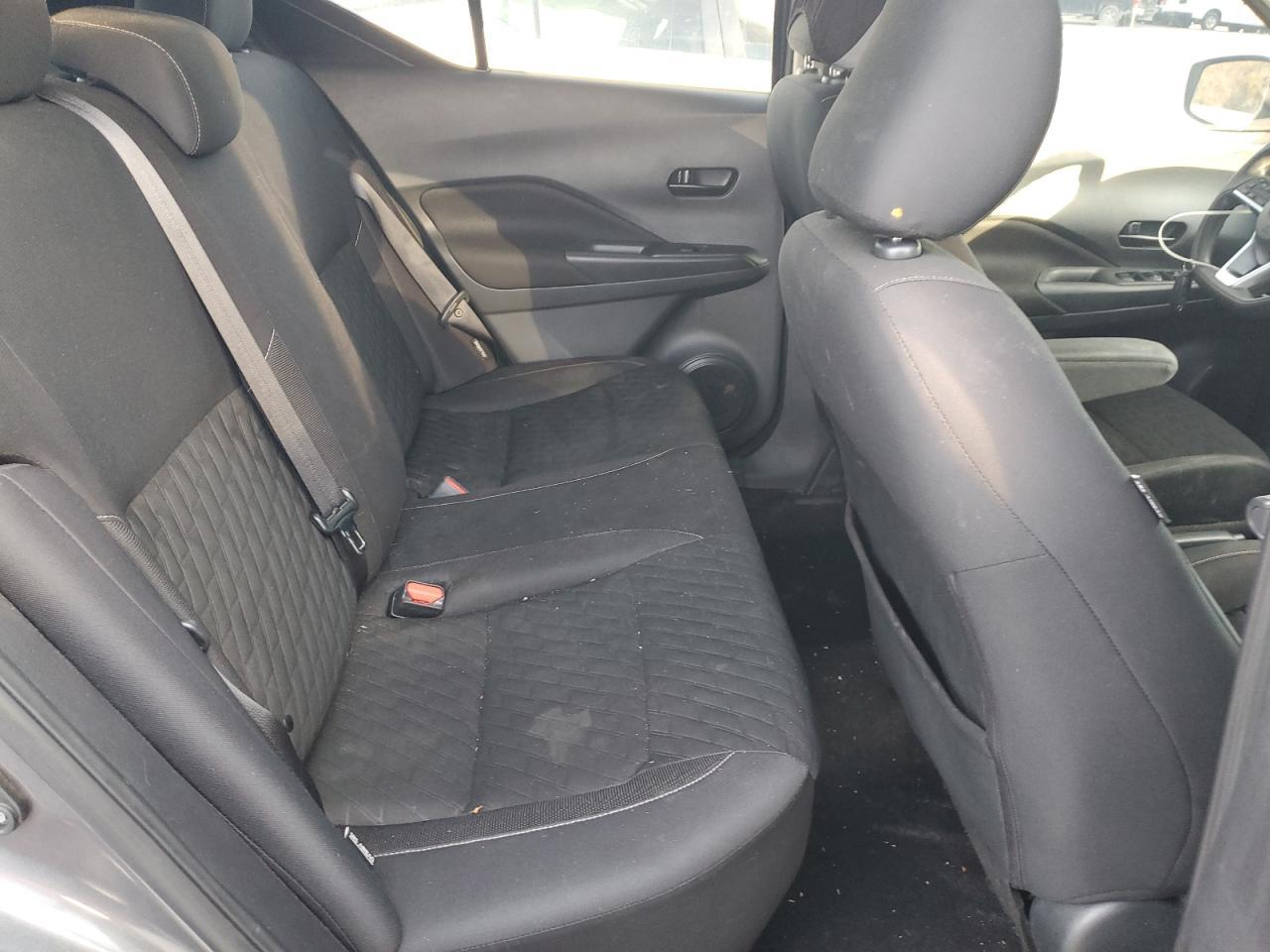 2021 NISSAN KICKS