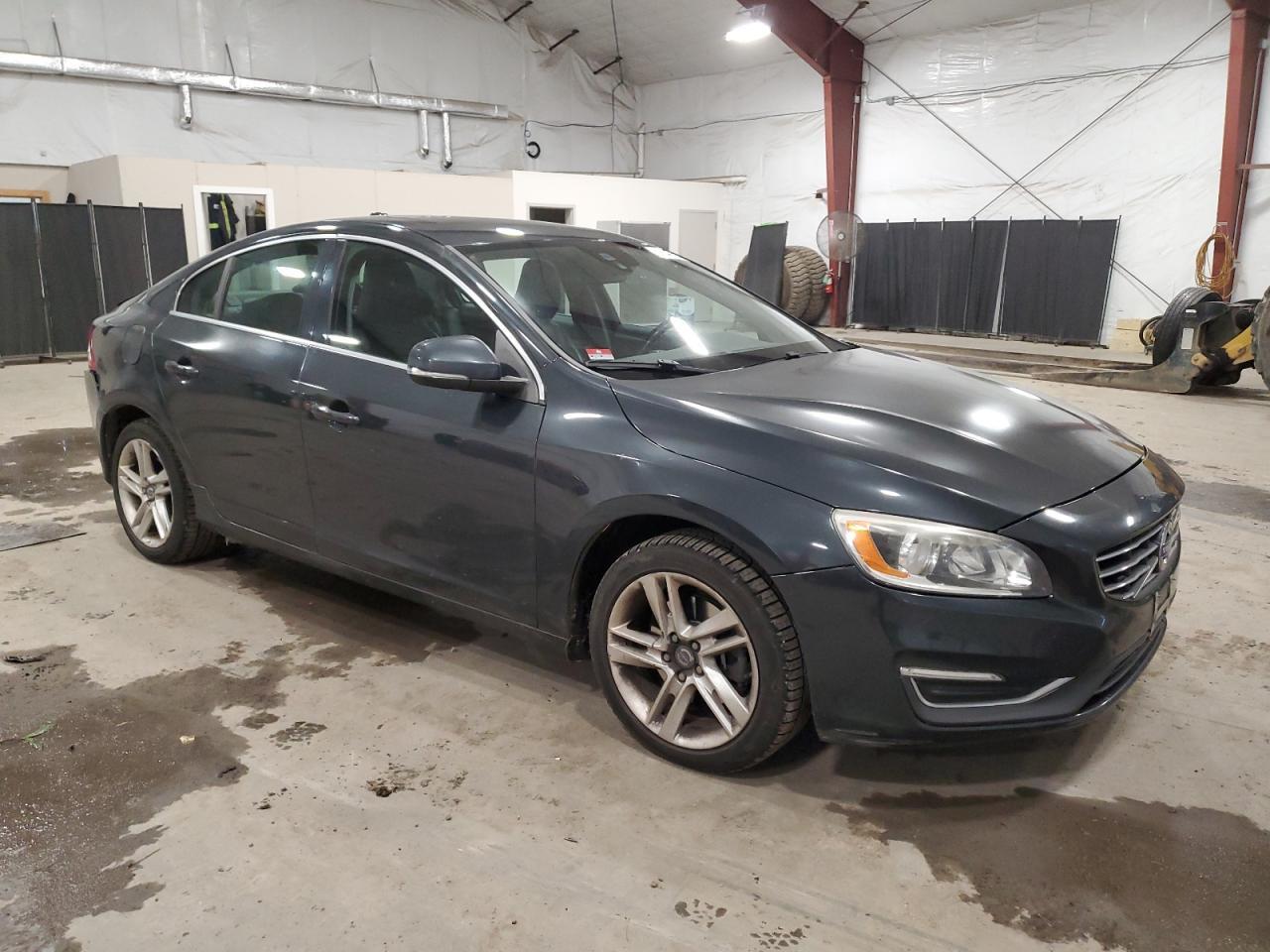 2014 VOLVO S60