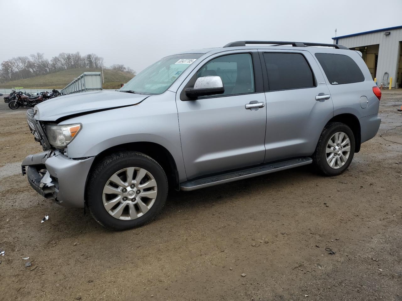 2013 TOYOTA Sequoia